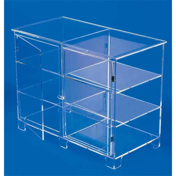 FORM XL Vitrine Basse Plexiglas 1